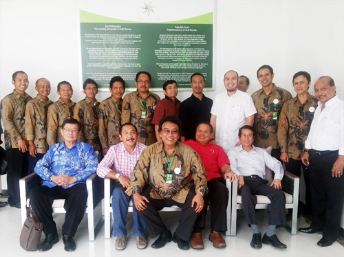 Board of Commissioners & Staff at the Lobby